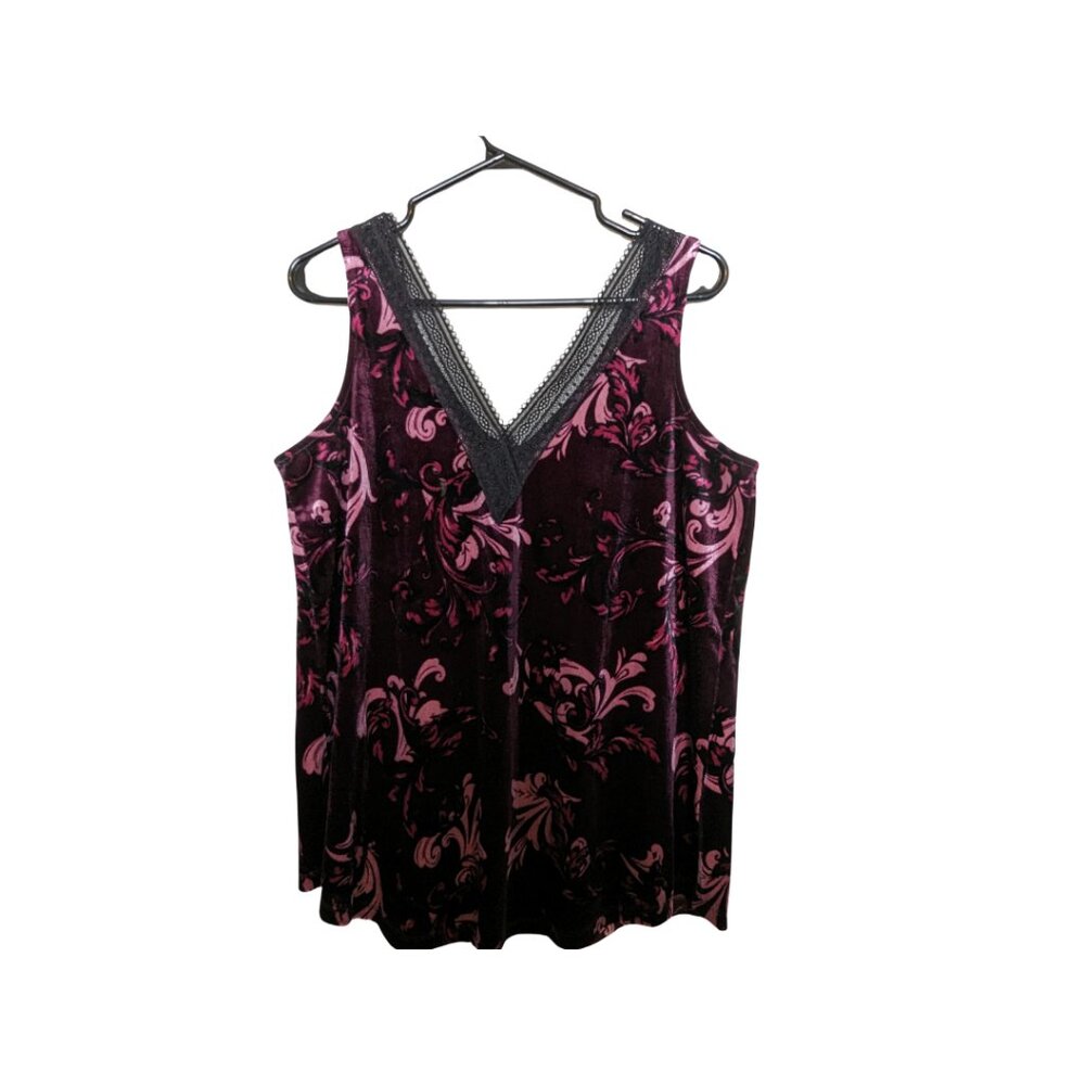 Michael Studio velvet like tank top size x-large with a lace v-neck